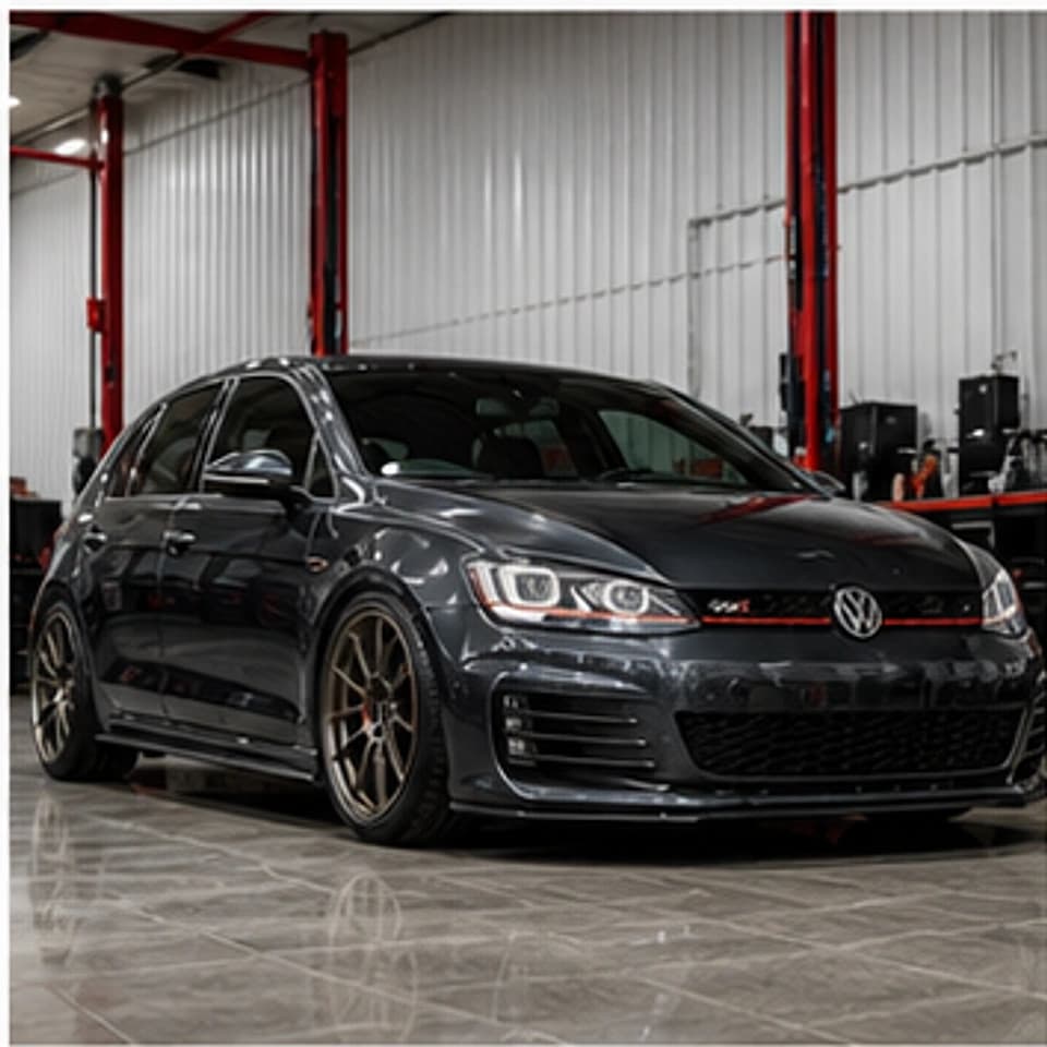 VOLKSWAGEN GOLF GTI completed lowered car build